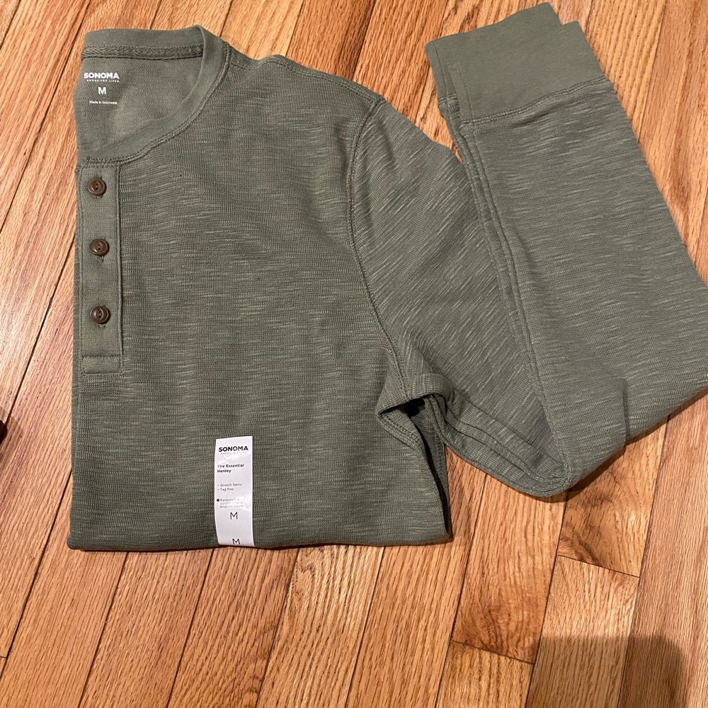 Sonoma Essential Henley in Soft Green